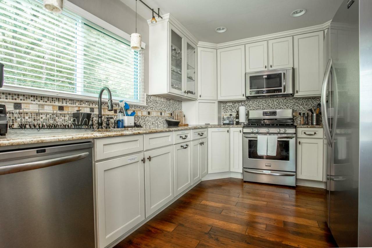 Comfortable, Family And Business Friendly 2Bd/2Ba House In North Austin Dış mekan fotoğraf
